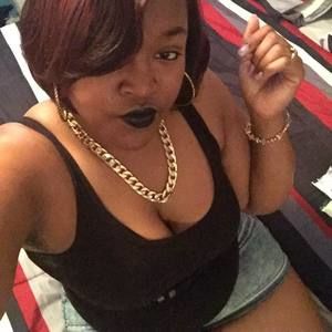 Meet your Posher, Briana